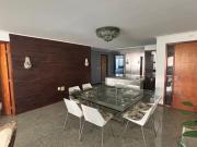 Alugo excelente apartamento na primeira quadra da Ponta...