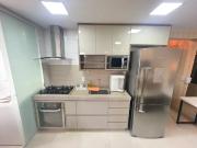 Alugo excelente apartamento no Lozandes