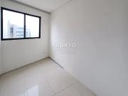 Alugo Flat com 2 quartos, 1 suite, andar alto, vista mar...