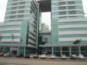 Alugo Flat mobiliado com vaga, luz e internet inclusos...