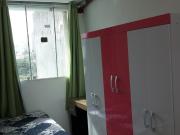 Alugo ótimos quarto p/ moças,...
