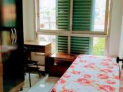 Alugo ótimos quarto p/ moças, piscina, Lavanderia,mobiliado