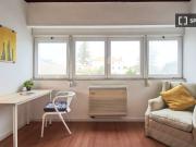 Alugo quarto em apartamento de 6 quartos em Lisboa, Lisboa