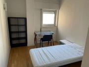 Alugo quarto em apartamento partilhado de 4 quartos em...