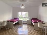 Alugo quarto em apartamento T3 em Lisboa