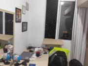 Alugo quarto em apto de 2 quartos