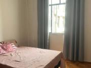 Alugo quarto feminino individual no centro R$1100,00