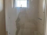 Alugo quarto individual suíte