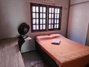 ALUGO QUARTO MOBILIADO