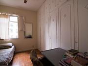 Alugo quarto na Lagoa próximo ao Parque Laje