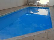 Alugo quarto para moça