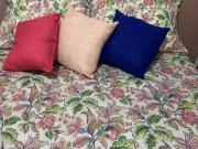 Alugo quarto para moças