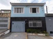 Alugo quartos em casa grande – ambiente tranquilo