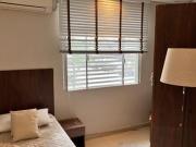 Alugo quartos no centro em apartamento novo