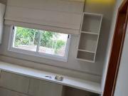 Alugo Sobrado no Condomínio Villagio D' Itália com 3...