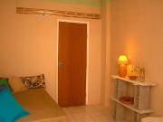 Alugo suite individual na Graça com entrada independente