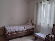 alugo um quarto com banheiro, só pra mulhere