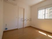 Aluguel Apartamento 3 Dormitórios 137 m² Moema