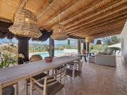 Alvor – Deslumbrante moradia com 4 quartos e piscina...