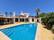 ALVOR TRADITIONAL VILLA WITH POOL by HOMING