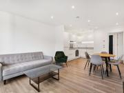 Alwyne Court, Garnet Place, West Drayton UB7, 2 bed flat...