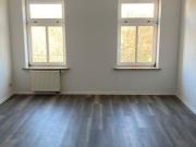 Am Park! Günstige 2,5 Zi. mit Aufzug, Laminat,...