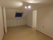 Am Schloss Jägerhof Dachgeschoss Apartment mit Aufzug...