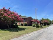 Amanda Court Apartments 2 Bedrooms, 1 Bathroom