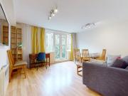 Amazing 3 bed,Just 5 mins to TUBE