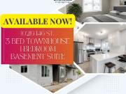 Spacious 3 Bedroom Townhome in Central West Edmonton