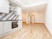 Amazing 3 double bedroom flat with garden in N16