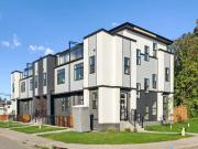 Amazing 3 Level Townhouse In Banff Trail 3 Bedrooms plus...