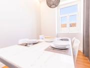 Amazing 4BDR Flat in Areeiro by LovelyStay