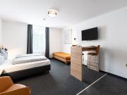 Amazing and lovely suite in popular area