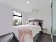 Amazing apartment in Marden