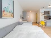 Amazing & bright apartment B1, Berlin Amsterdam...
