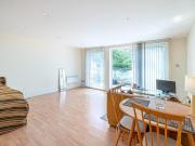 Amazing bright riverside studio in Wandsworth Town