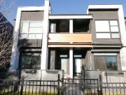 AMAZING LOCATION 3BED/3.5 BATH/ GARAGE IN KENSINGTON