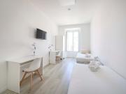 Amazing twin bedroom in Lisbon Room 3