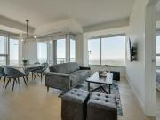 AMAZING VIEWS from the 57th Floor of the SKY Suites!
