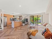 Amazing well loved townhouse!