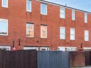 Ambleside Close, London E9, 3 bed terraced house to...