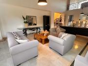 Amoblado ESPECTACULAR PH Poblado 2 niveles piso 7