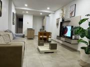 Amoblado Hermoso apartamento piso 4 laureles Medellin