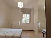 ampia camera in affitto compreso spese e posto auto