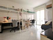 Ampia camera in appartamento con 2 camere da letto a...