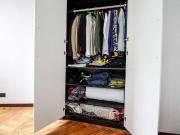 Ampia camera in appartamento con 6 camere da letto a...