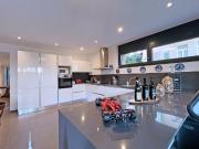 AMPIO 3.5 DI 140 MQ CON GIARDINO E LOCALI EXTRA A MASSAGNO