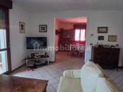 Ampio 3 camere recente via Langhirano Pilastro 13km PR