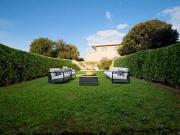 Ampio appartamento duplex con grande giardino e massima...